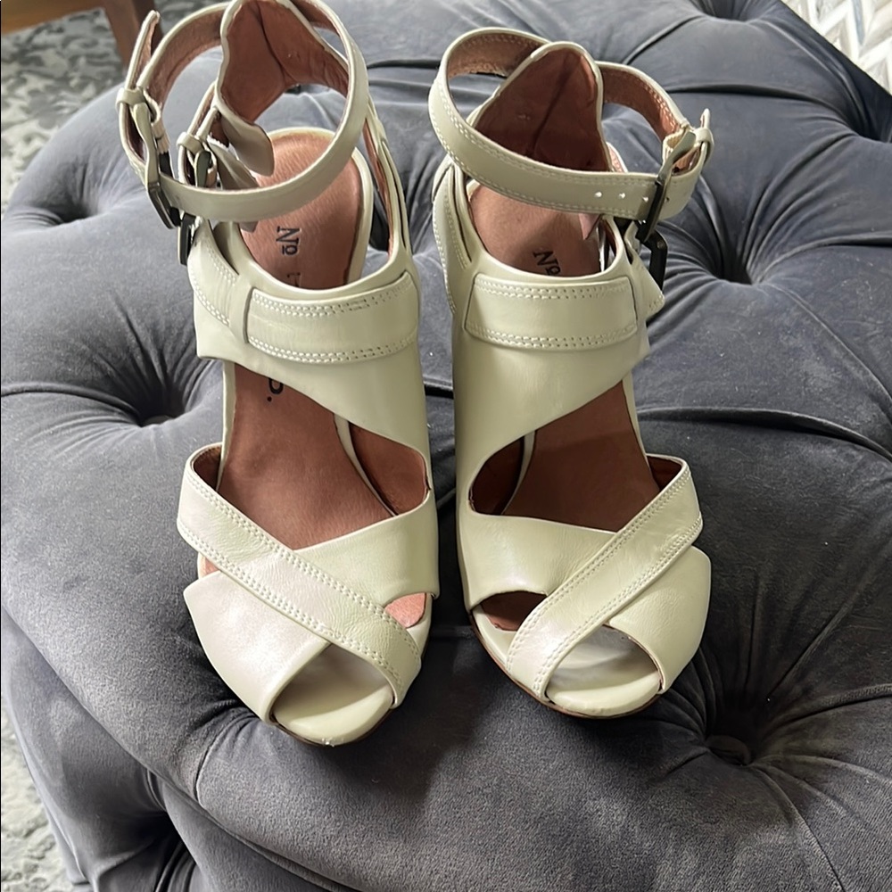 Cream Sandals with Elegant Wedge Design